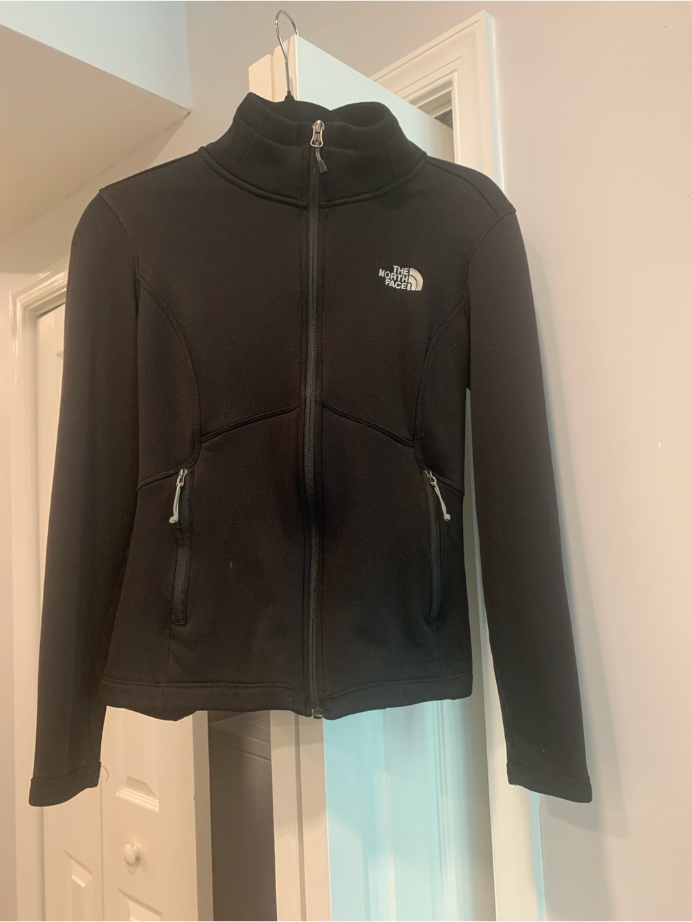 The North Face Women’s Black Full-Zip Tech Fleece Jacket